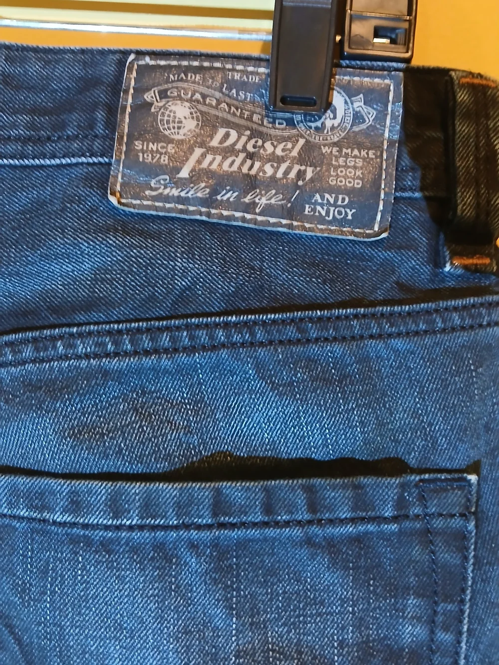 DIESEL LARKEE 30W 30L